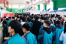 重庆新华学电子商务的学校